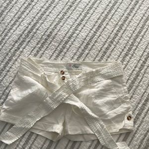 Women’s Guess shorts. Size 24